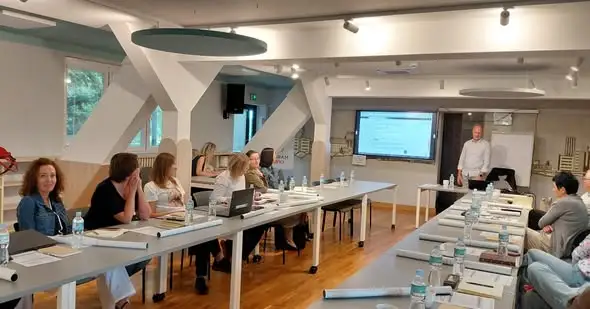 Dyrektorzy oświaty w Krapkowicach przygotowują się do nowego roku szkolnego