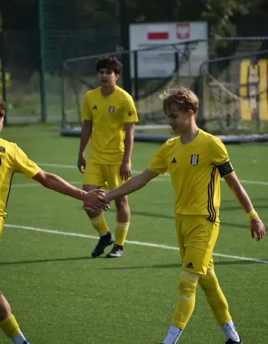 MKS Gogolin rozgromił Start Namysłów 7:1. Juniorzy młodsi i trampkarze w świetnej formie